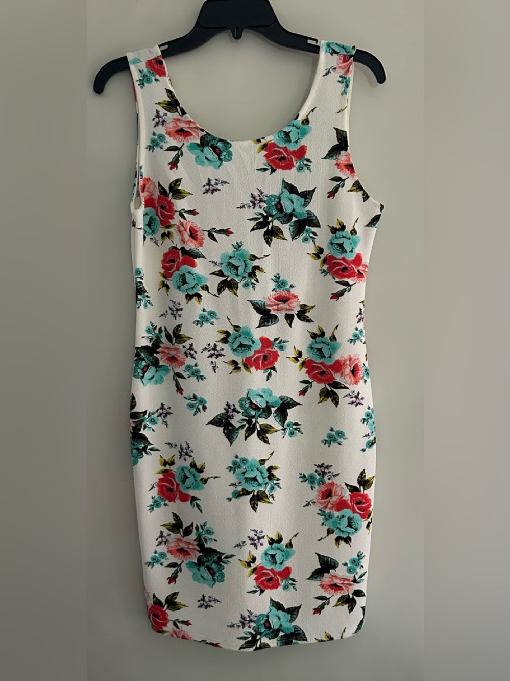 U2B Sleeveless White Floral Sheath Dress with Teal & Coral Blooms Size Large